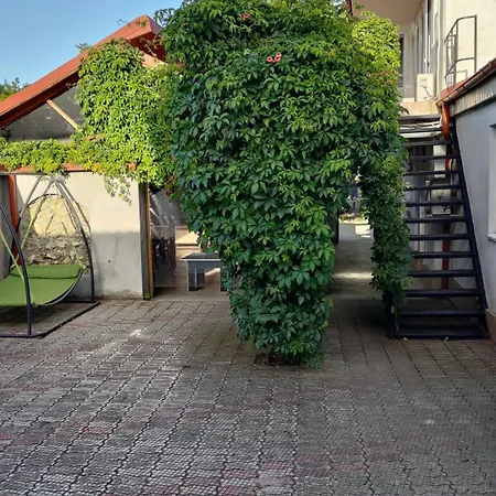 Casa de hóspedes House 2*