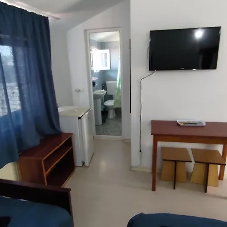 House 3*