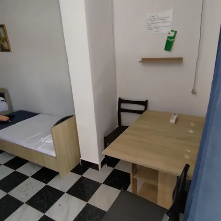 House 3*